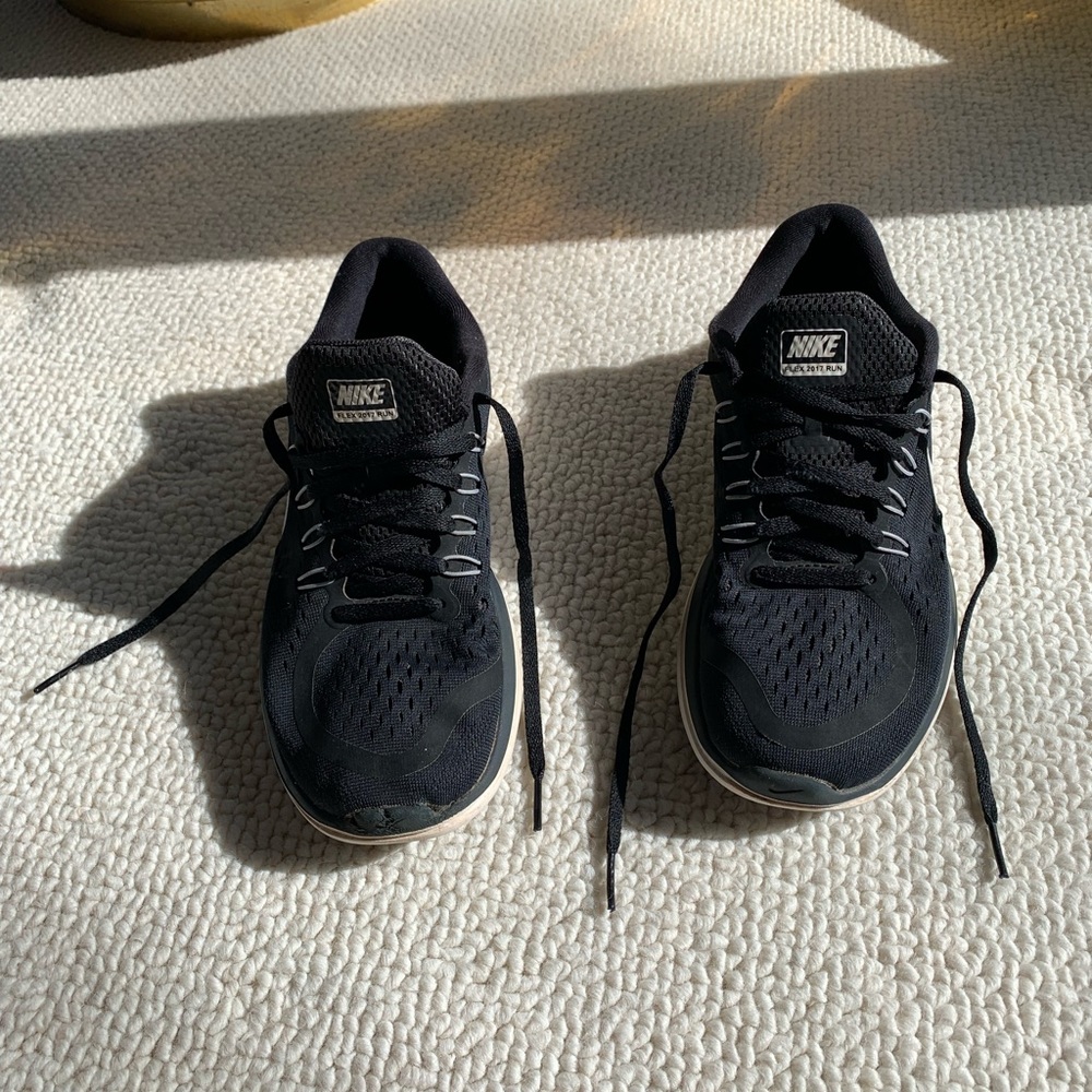 Nike flex 2017 running shoe